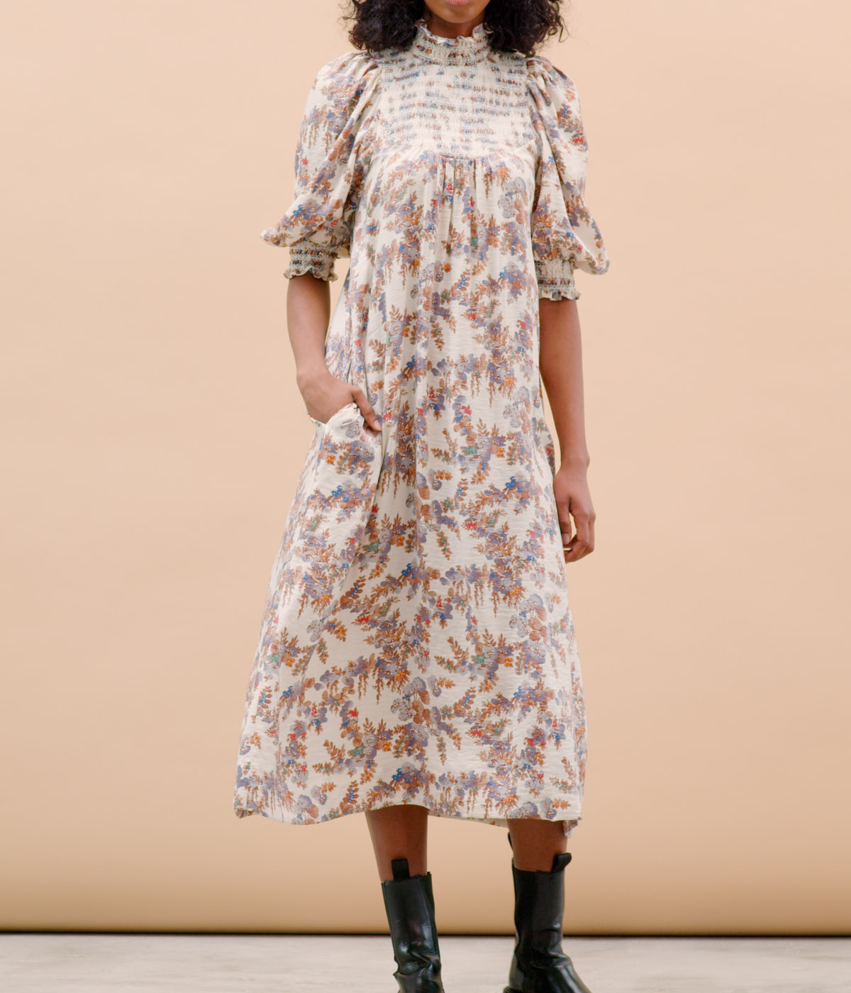 by TiMo Smocking Midi Kjole Flora