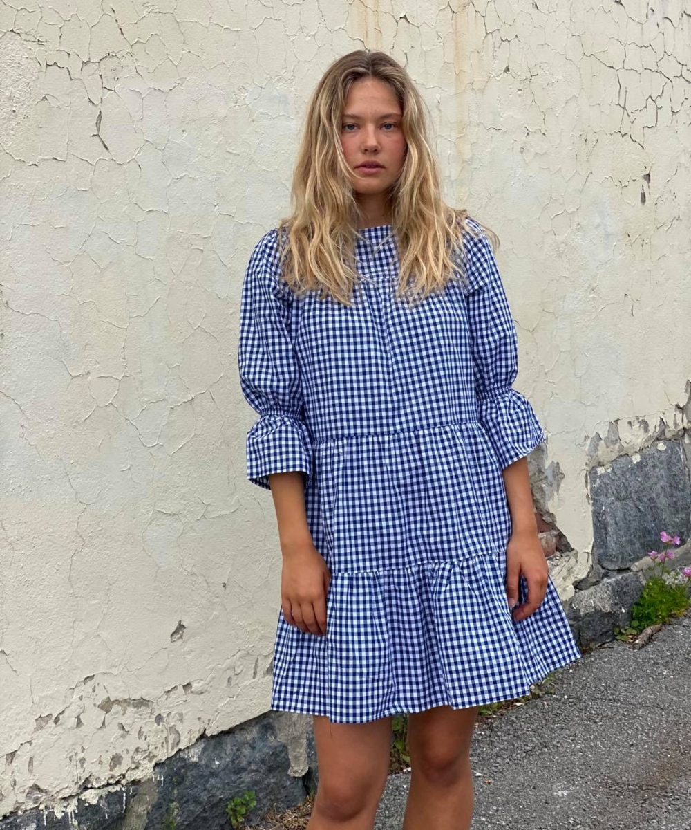 BY IDA Ellie Kjole Mørkeblå