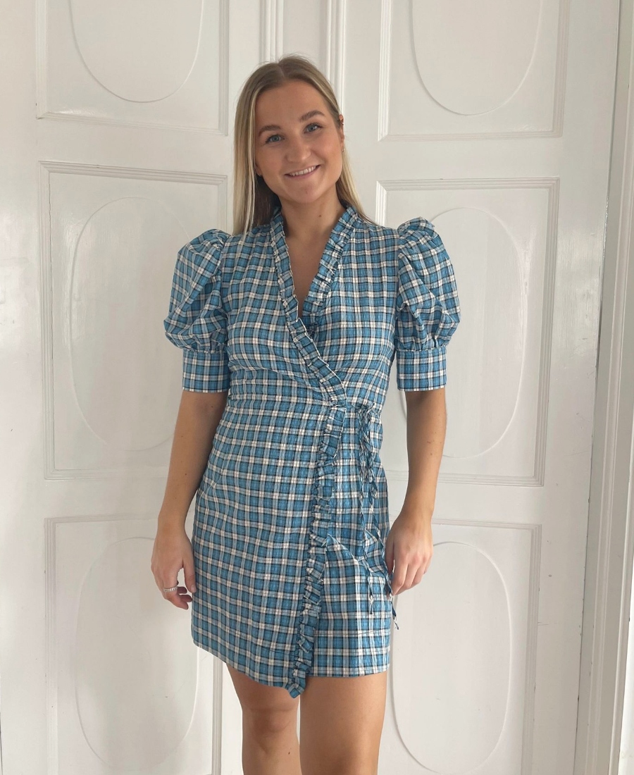 GANNI Seersucker Check Omslagskjole Check Azure Blue