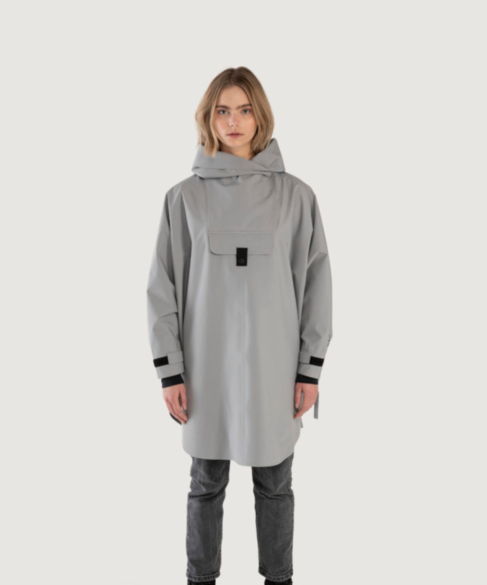 BLÆST Bergen Poncho Grå