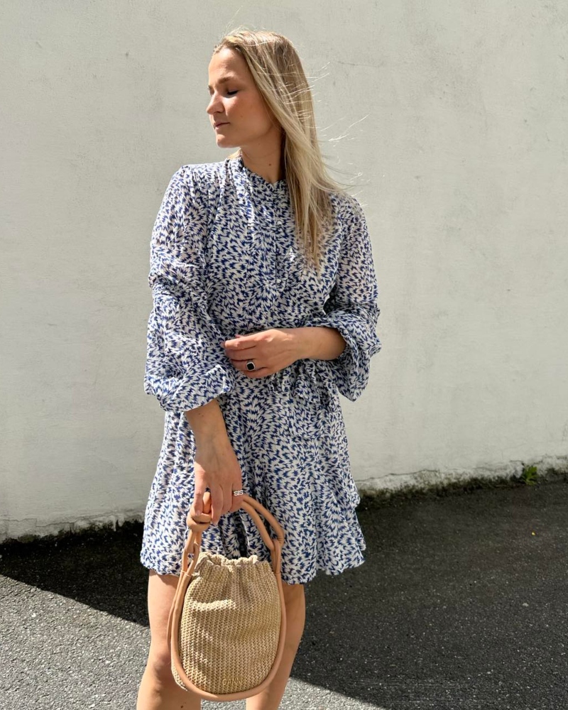 Neo Noir Althea S Simple Ikat Kjole Blå