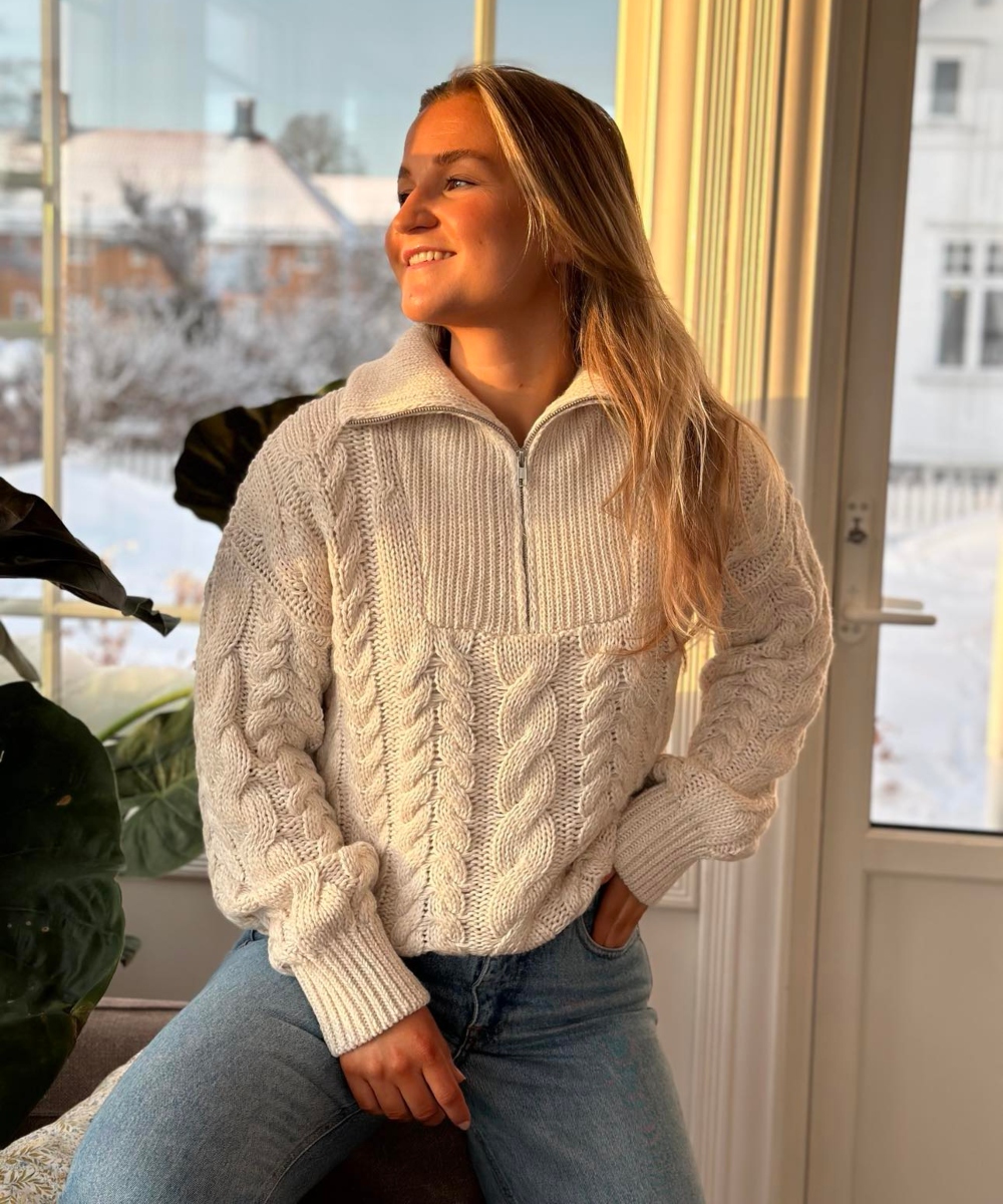 Levete Room Evana 1 Genser Offwhite