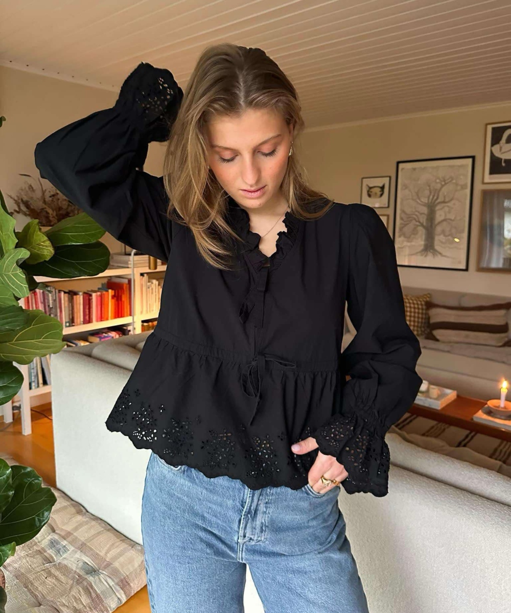 Neo Noir Matsi Embroidery Bluse Sort