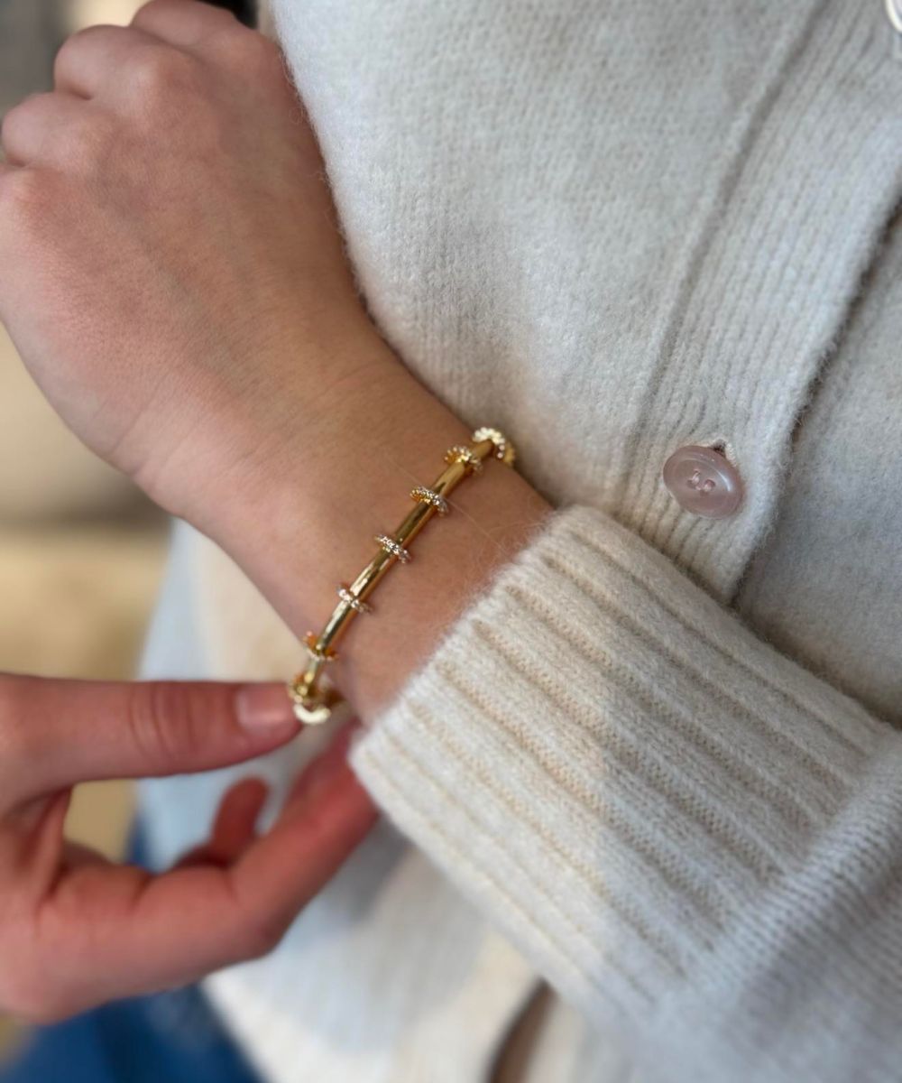 Emilia by Bon Dep Evelyn Bangle Armbånd Gull
