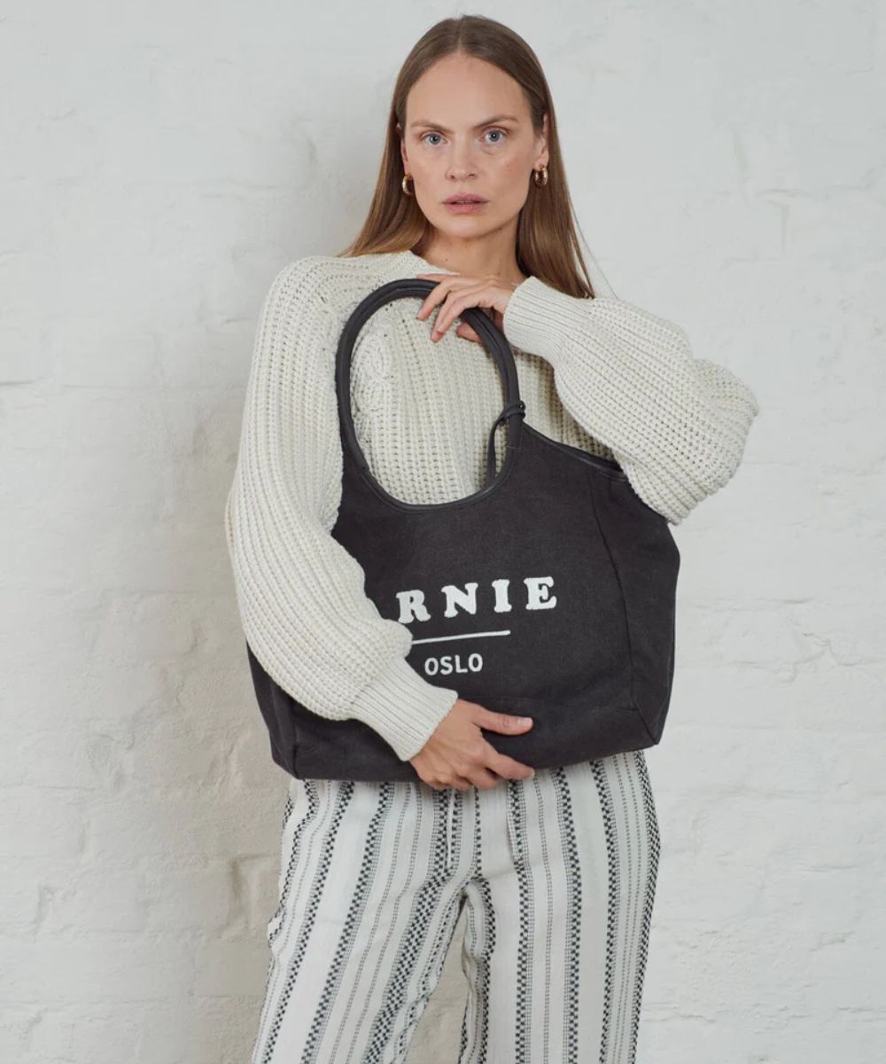 Arnie Says Lucky Veske Fade Black Oslo
