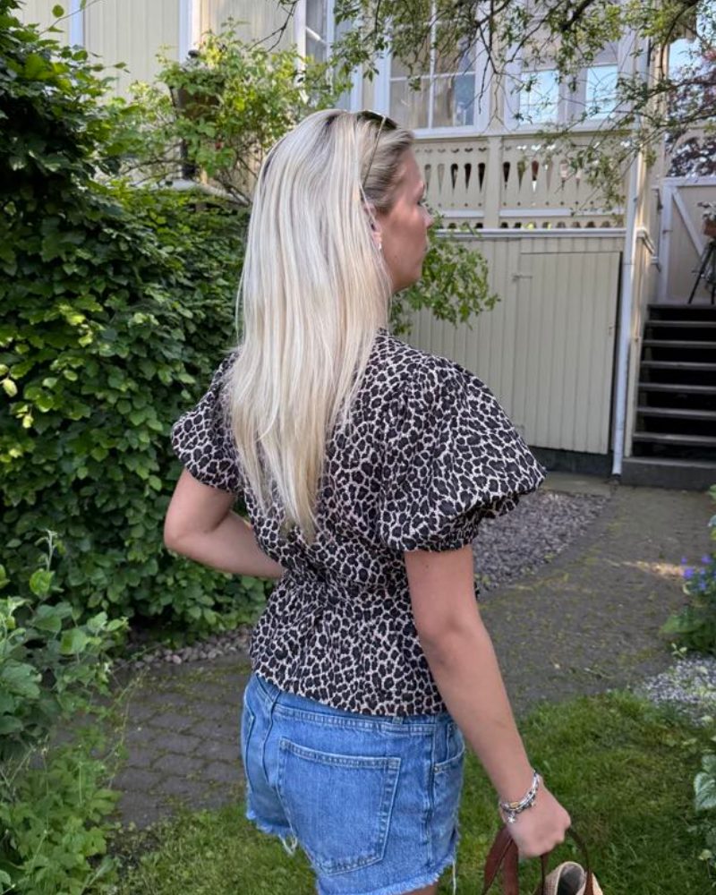 BY IDA Tone Wrap Bluse Leo Onesize - Bilde 3