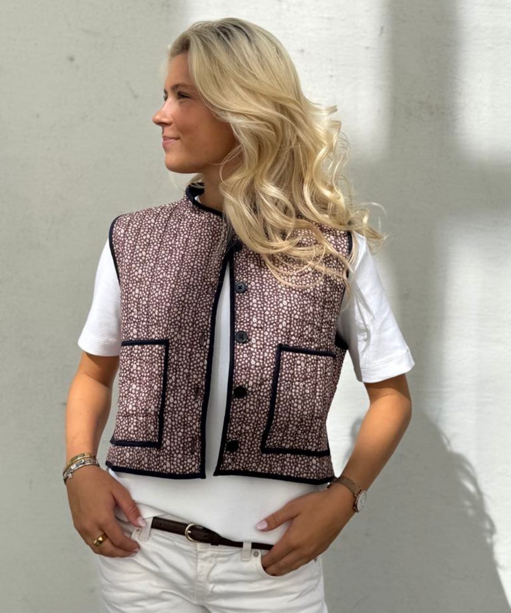 HABIBA Autumn Leaf Quilted Vest Burgunder