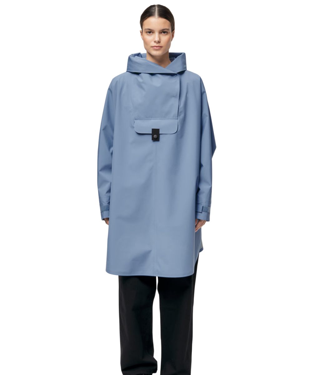 BLÆST Bergen Poncho Blue Hour