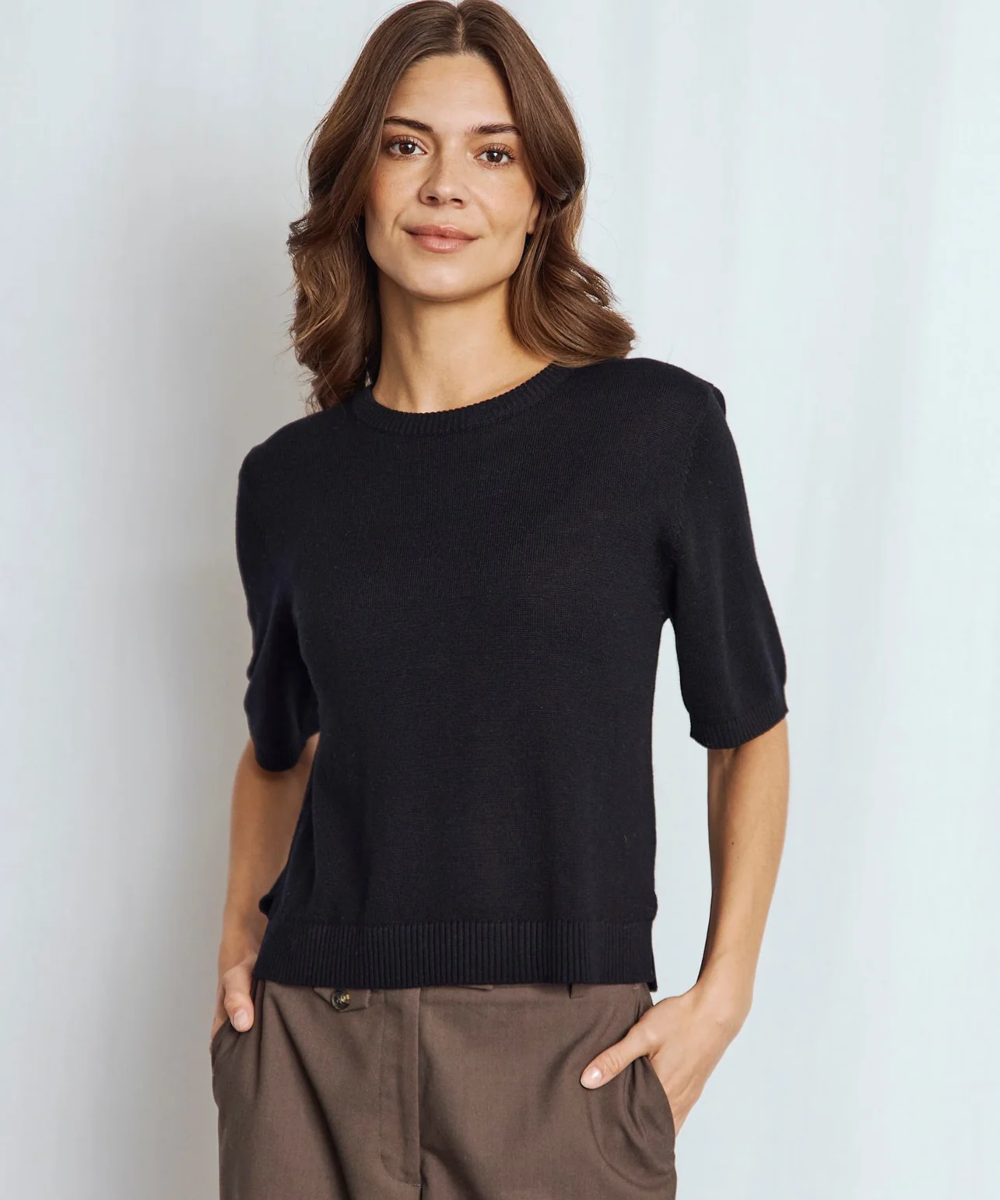 Bruun & Stengade Eline Regular Fit T-skjorte Svart
