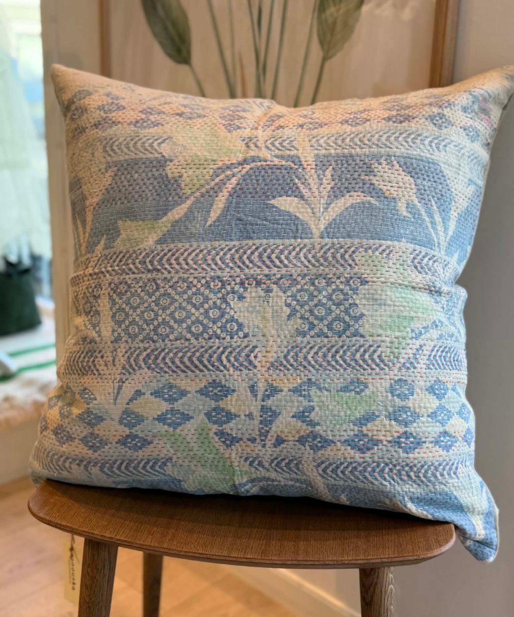 Anouska Putetrekk Sari 6 Blå 60x60
