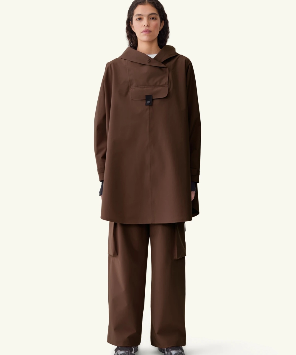 BLÆST Bergen Poncho Brownstone