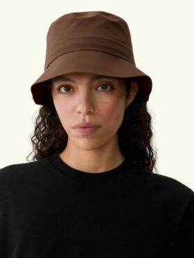 BLÆST Øya Bucket Hat Brownstone