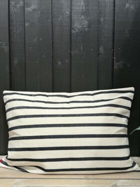 Afroart Putetrekk Juana Striper Offwhite Sort 50x70
