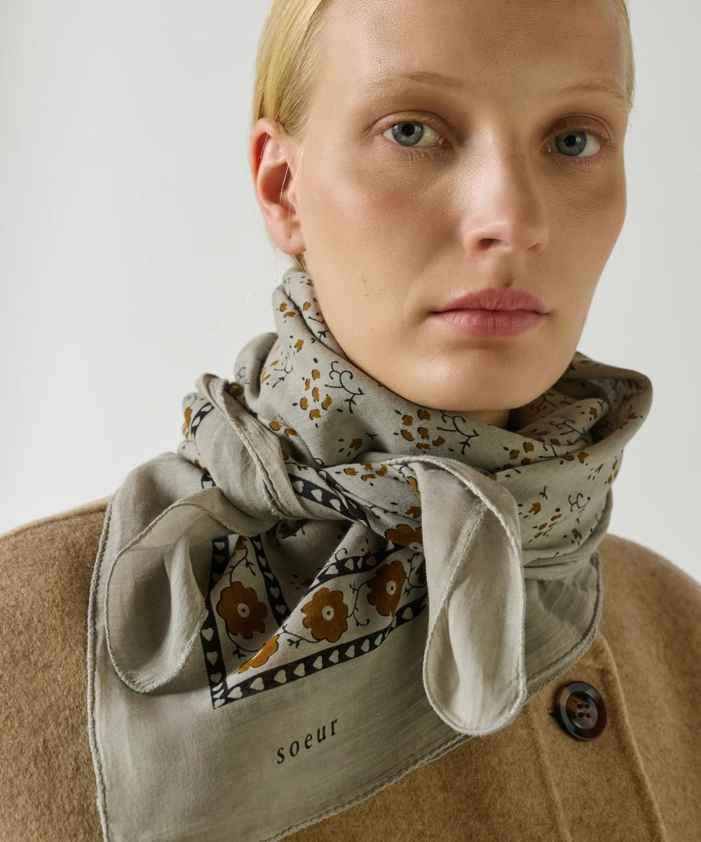 Soeur Foulard Classique Skjerf Brun Grå