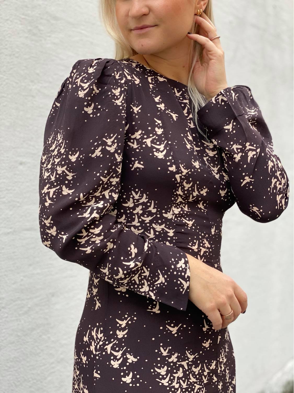 Pia Tjelta Nova Crepe Kjole Brun - Bilde 3