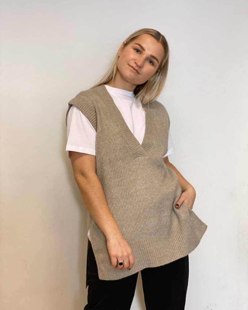 Levete Room Cille Vest Sand