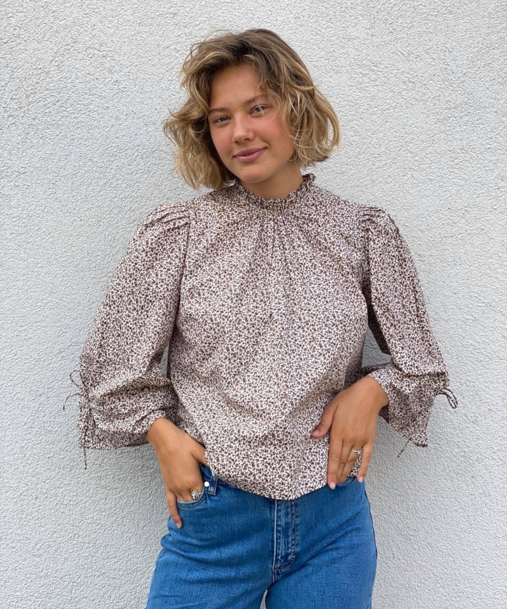 by TiMo 50's Cotton Bluse Petite Flowers