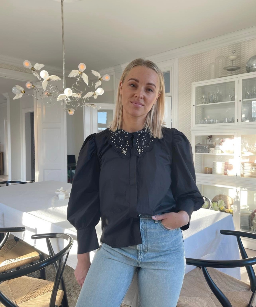 Pia Tjelta Greta Embellished Bluse Sort
