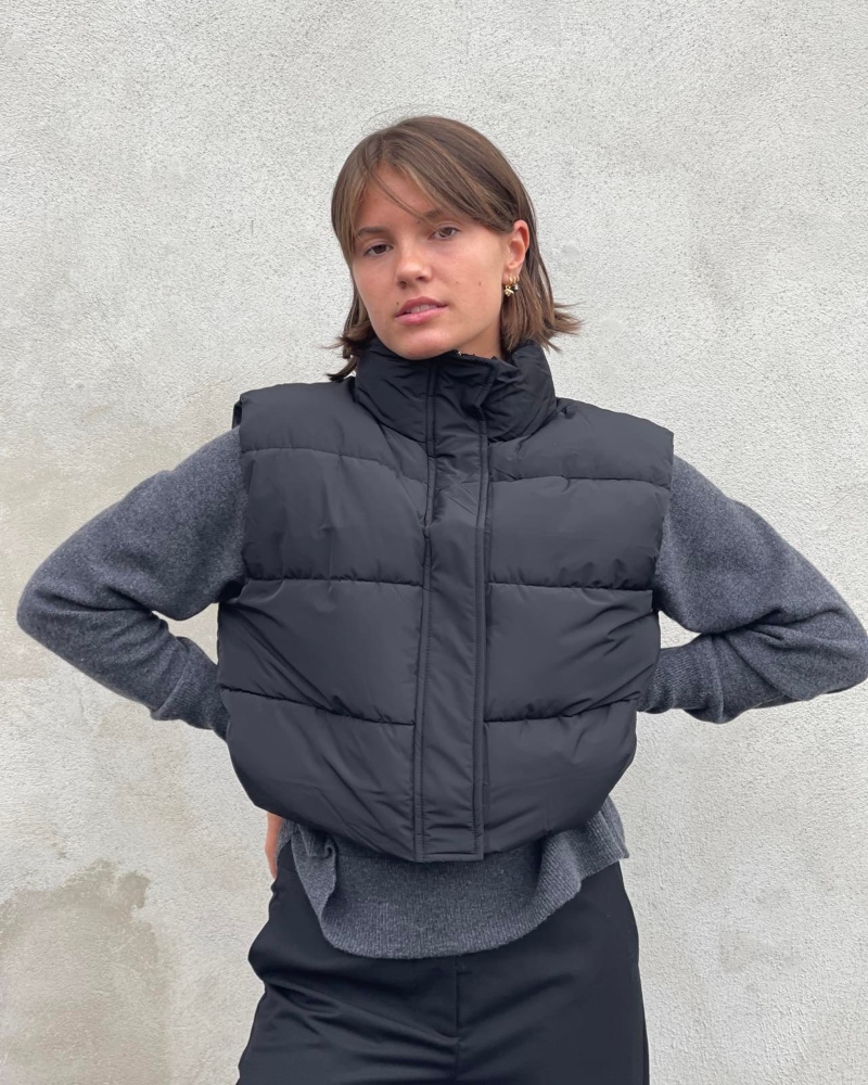 Levete Room Gibella 19 Vest Sort