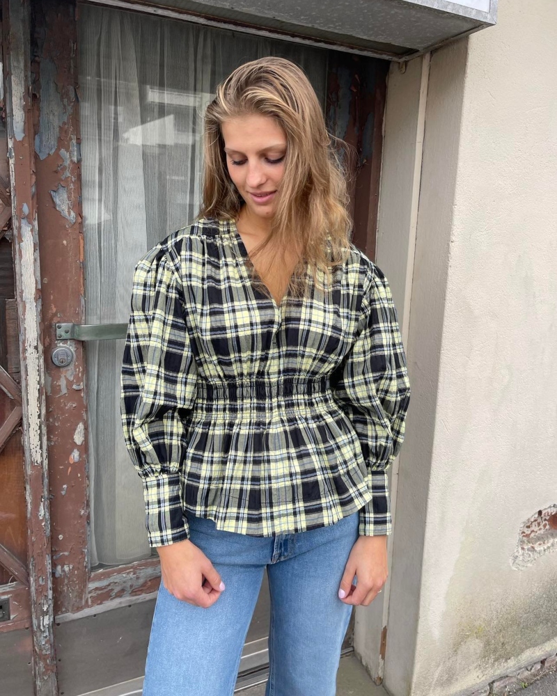GANNI Seersucker Check V-neck Gathered Bluse Check Elfin Yellow
