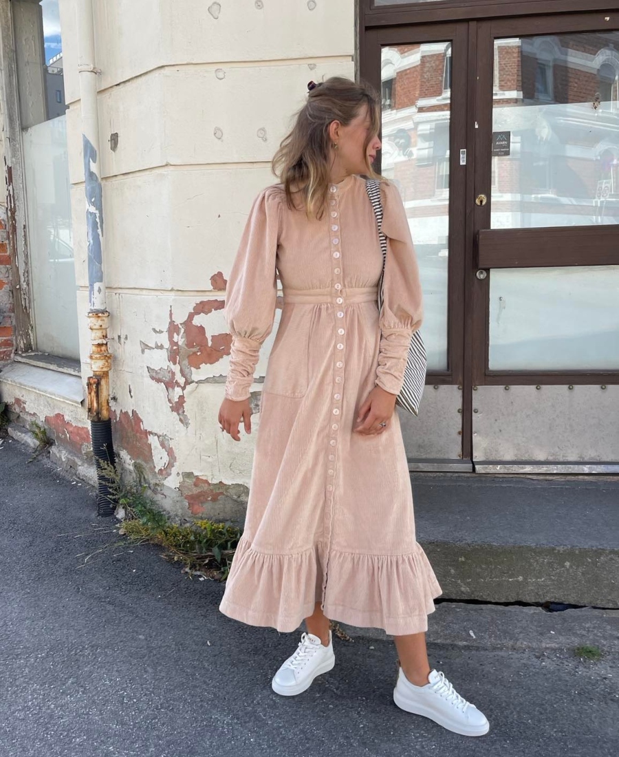 by TiMo Corduroy Maxi Kjole Sand