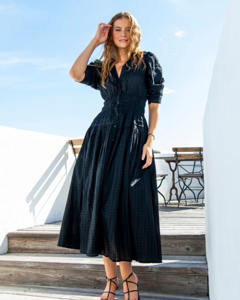 MISSMAYA Fabienne Kjole Sort