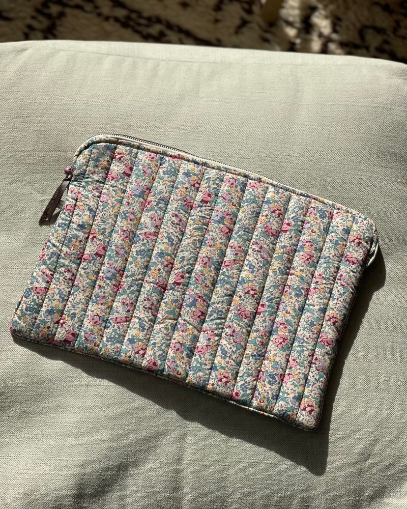 Bon Dep Mac Cover Liberty Clair Aude