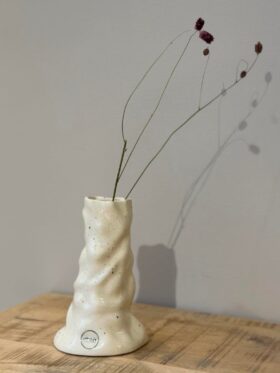 dbkd Bloom Vase Vanilla