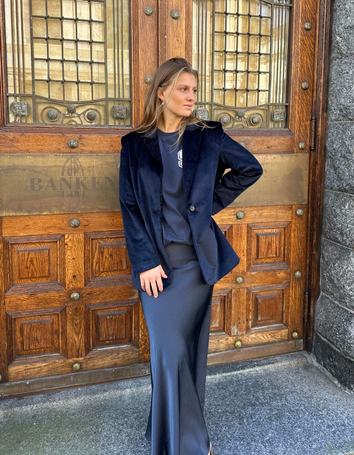 Neo Noir Vicky Heavy Sateen Skjørt Midnight Blue