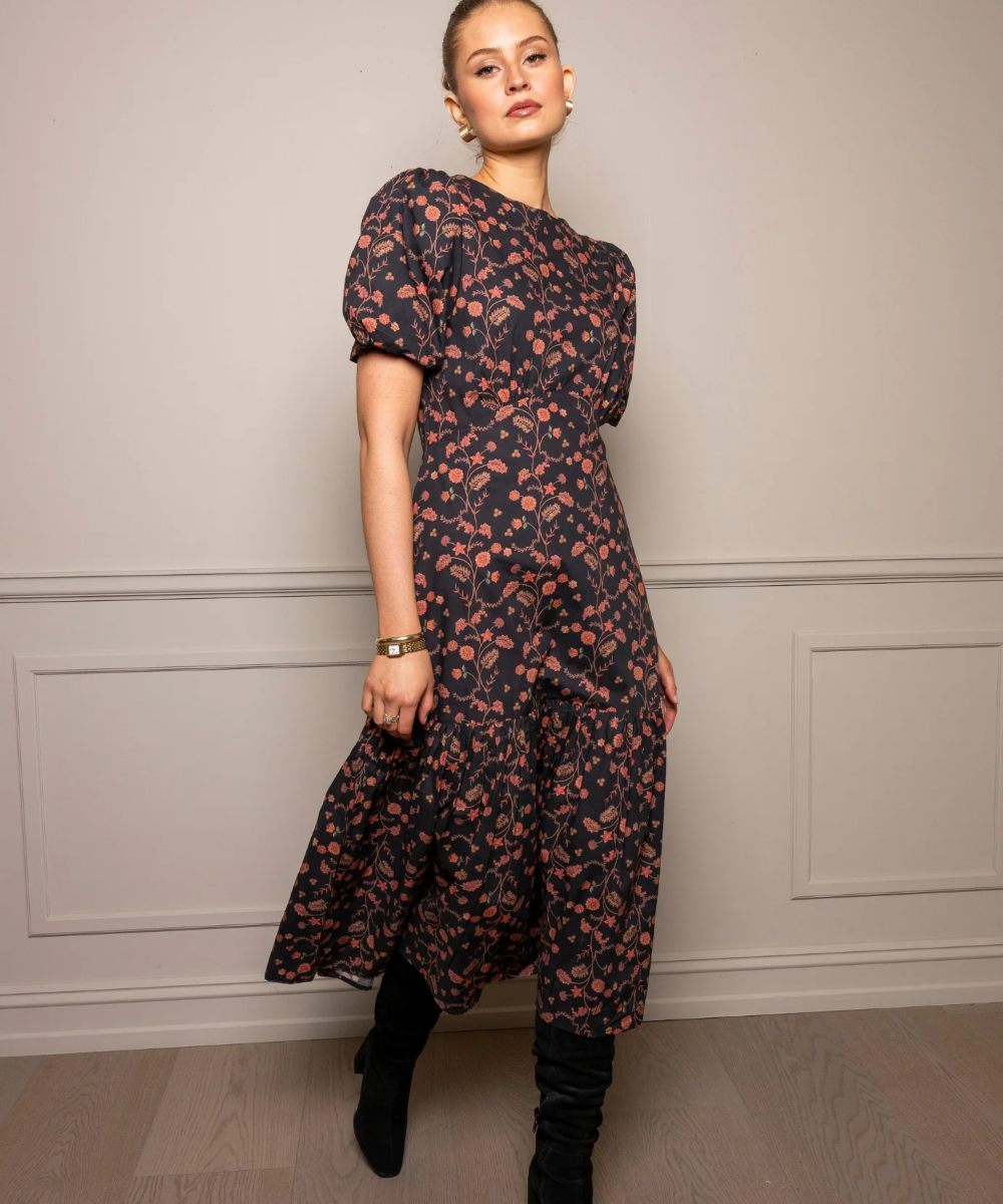 MISSMAYA Johanna Kjole Sangria Poplin - Bilde 2