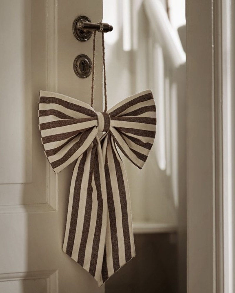 Tine K Home Christmas Bow Stripe L Natur Mocca