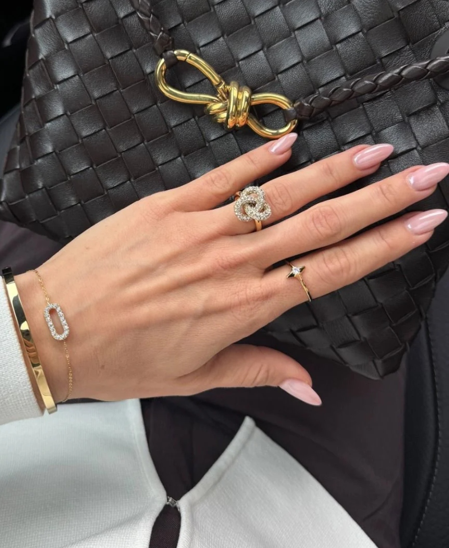 Edblad Infinity Knot Sparkle Ring Gull