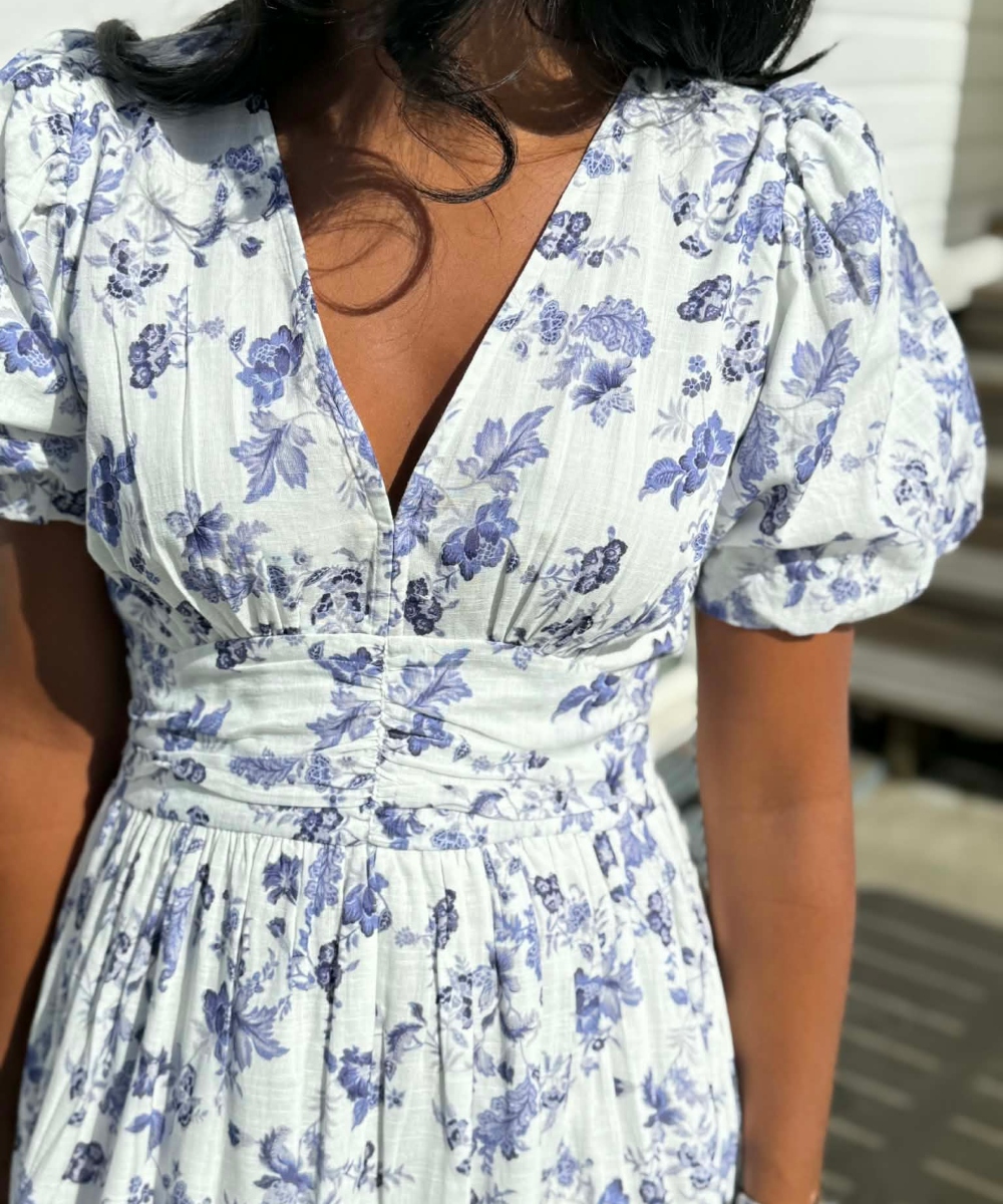 MISSMAYA Leonora Kjole Porcelain Blue - Bilde 3