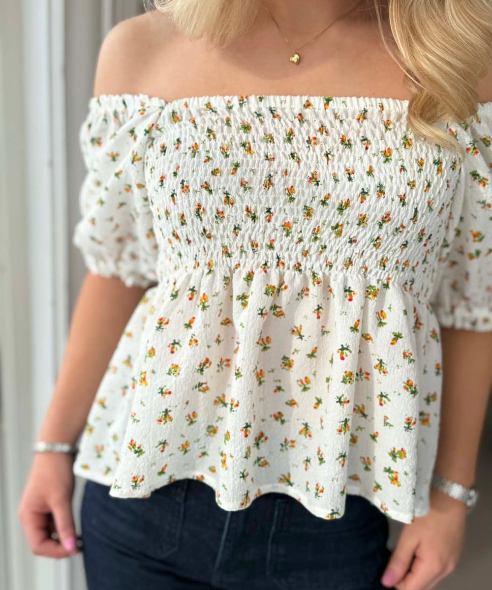 BY IDA Maren Off Shoulder Topp Blomster Hvit Onesize - Bilde 2