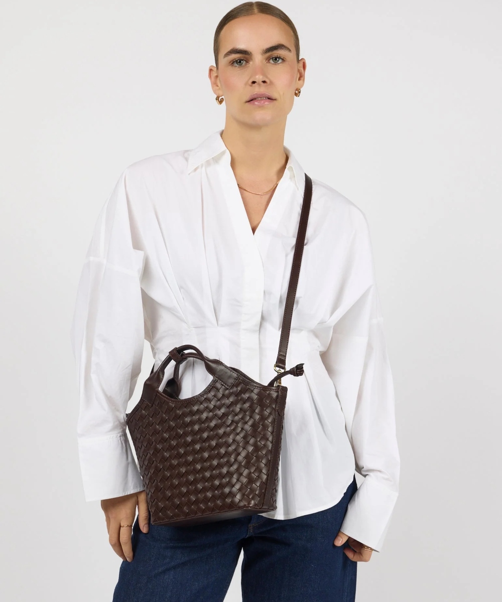 O My Bag Mara Midi Veske Chocolate Woven Classic Leather