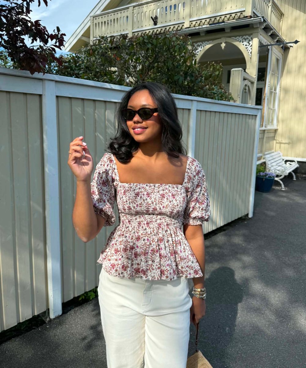 BY IDA MAren Off Shoulder Topp Krem Rosa Brun Blomster