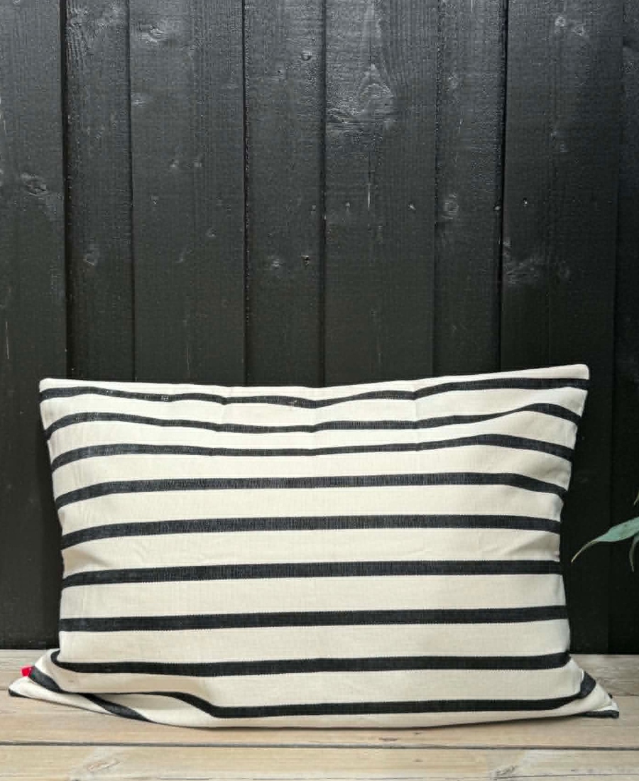 Afroart Putetrekk Juana Striper Offwhite Sort 50x70